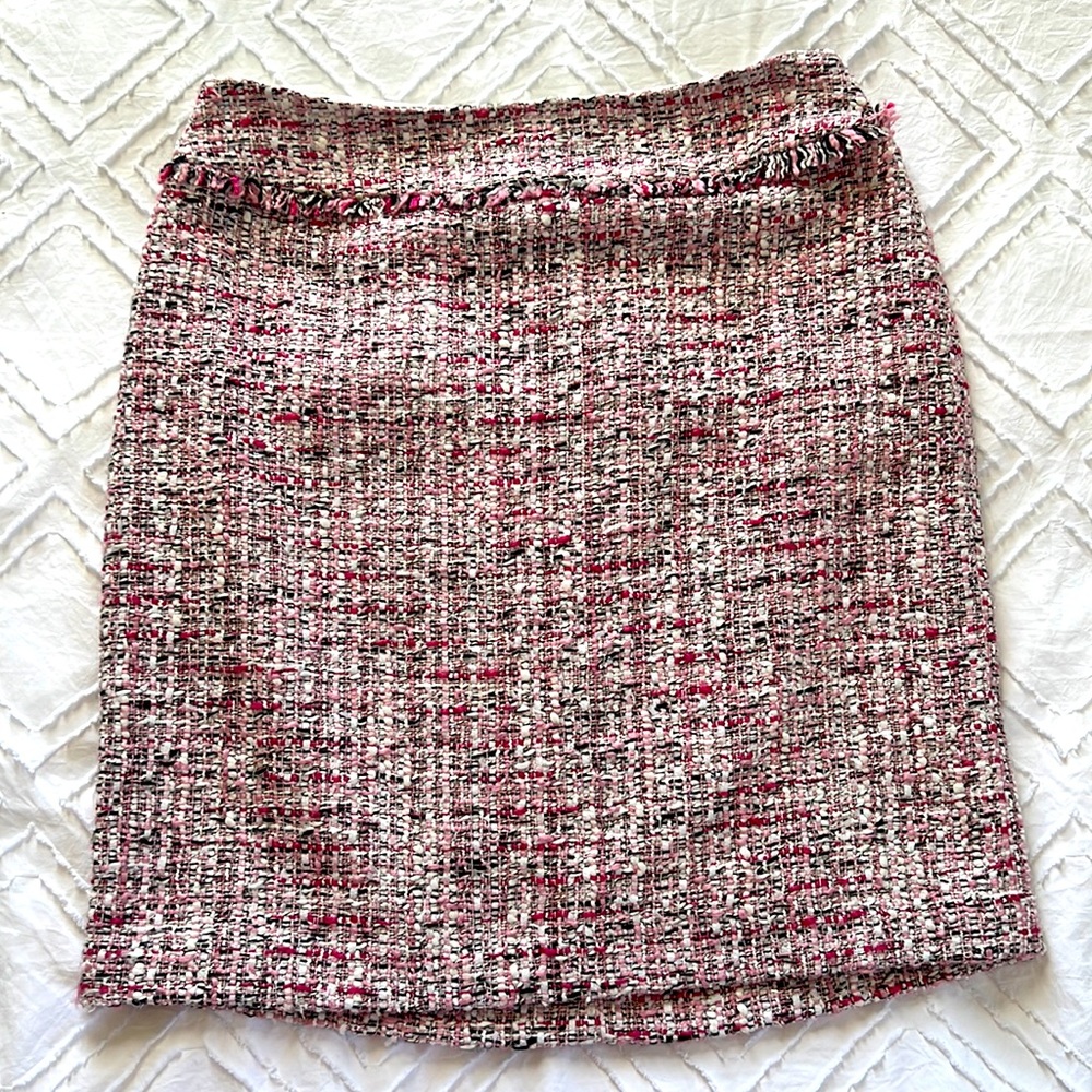 White House Black Market skirt